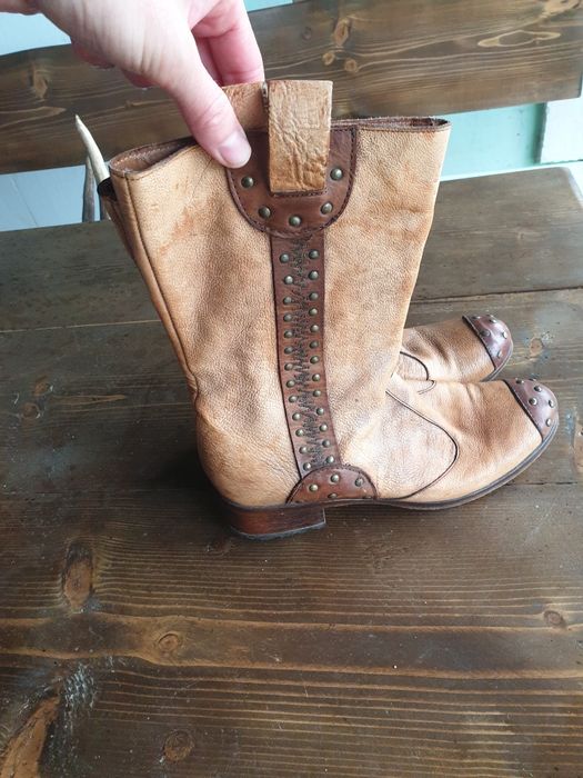 Vand cizme din piele de dama