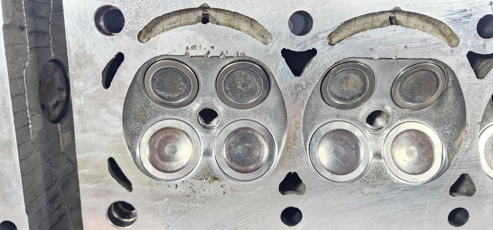 Глава Peugeot 308 5008 Пежо 207 3008 Citroen C3 C4 C5 Mini 1.6 VTi