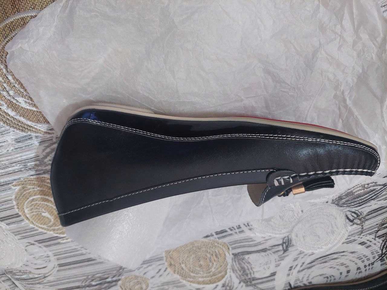 Туфли женские  кожаные