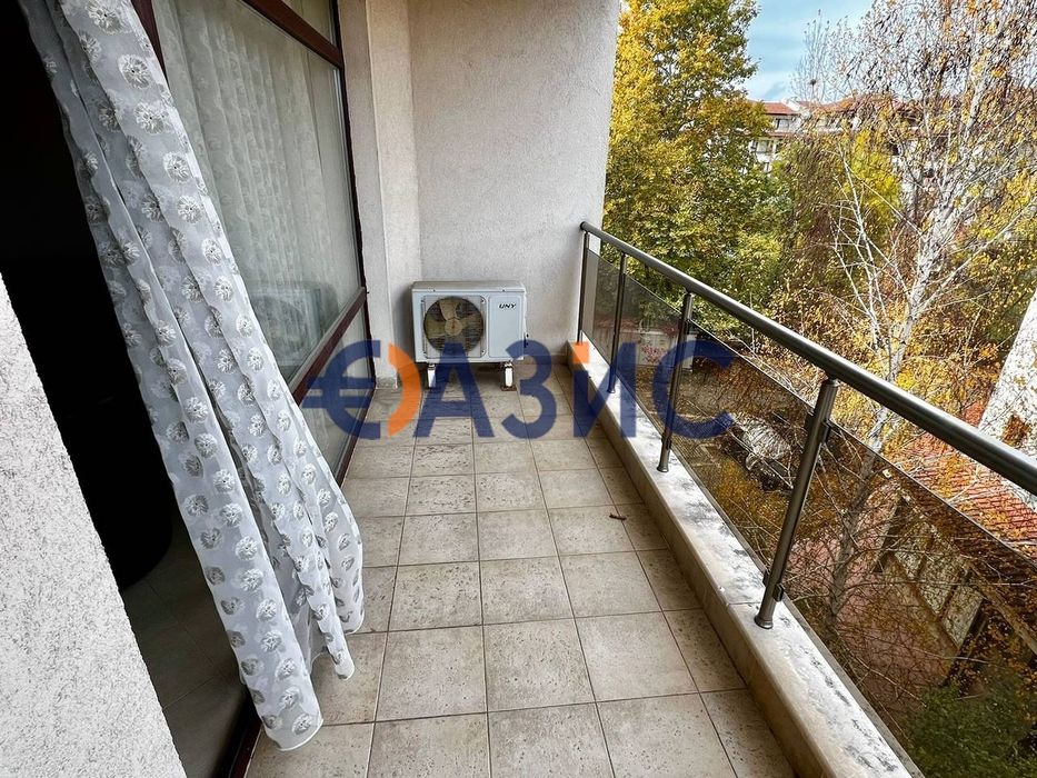 Продава се Тристаен апартамент в к.к. Слънчев бряг - 106 кв.м за 991 €/кв.м - Снимка #3
