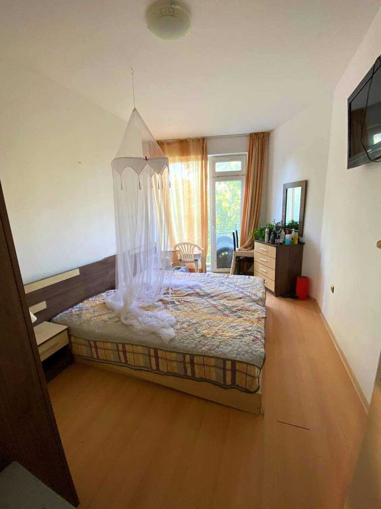 Продава се Четиристаен апартамент в к.к. Слънчев бряг - 66 кв.м за 810 €/кв.м - Снимка #2