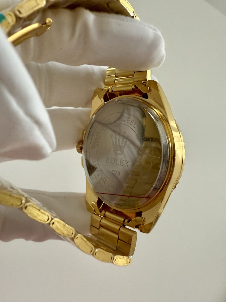 Часовник Rolex Submariner - Модели : Gold / Pepsi