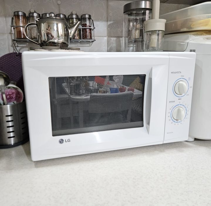 Микроволновка LG бу