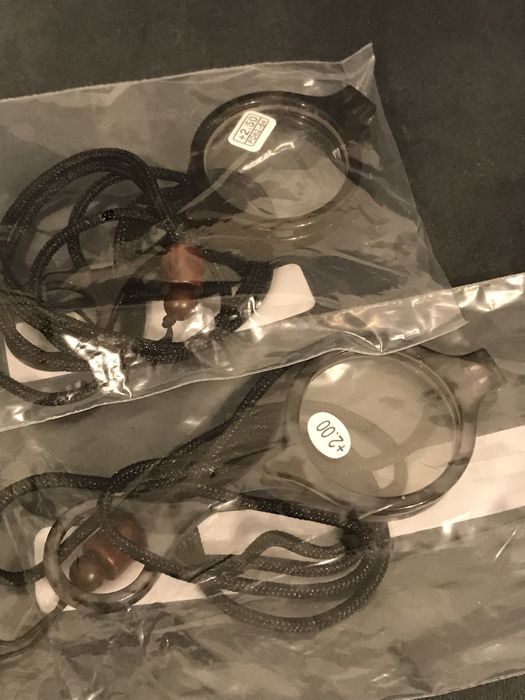 Ochelari pliabili cu snur sau lupa +2,00 /(+4,00)