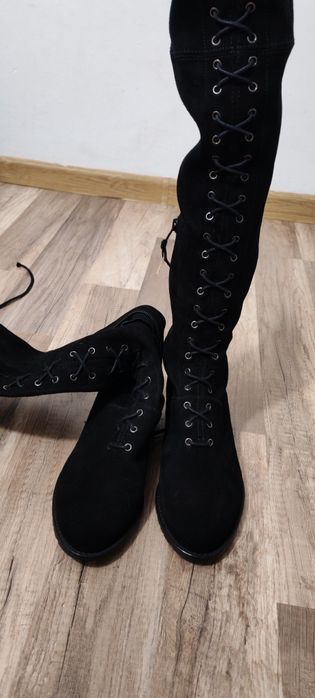 Cizme Stuart Weitzman peste genunchi