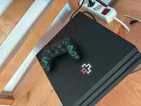 Play station 4 pro