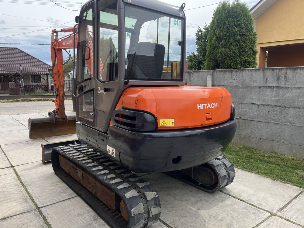 Miniexcavator hitaki zaxic 50