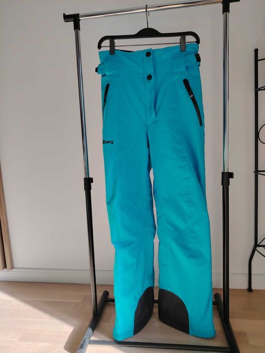 Costum de schi - ediție limitată