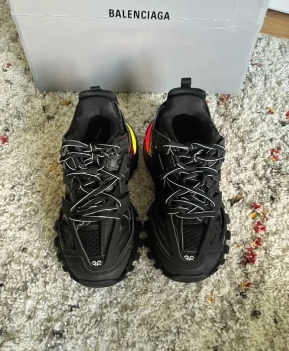 Balenciaga track led