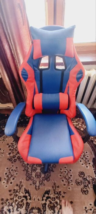 Игровое геймерское кресло
