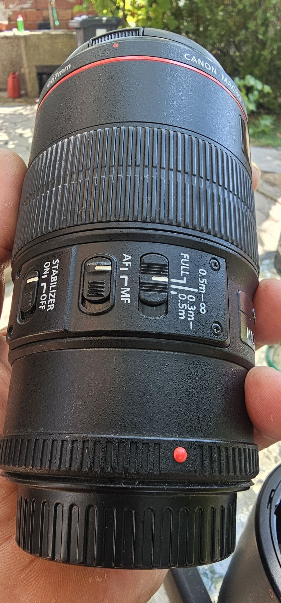 Canon 100 mm Macro F2.8 L ЗАПАЗЕН ДО СЪБОТА