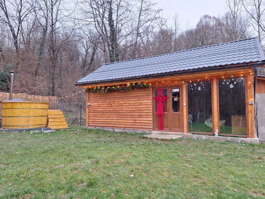Cabane de inchiriat, Stoenesti (RM-Vâlcea)