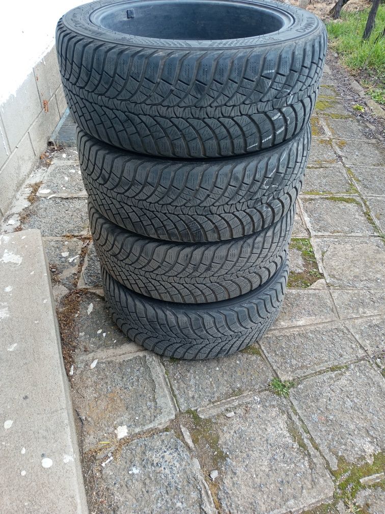 Продавам гуми и джанти