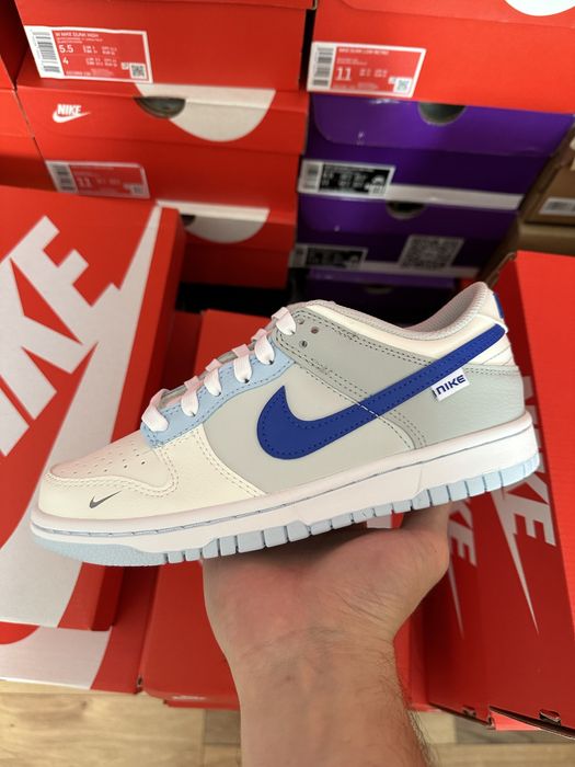Nike Dunk Low Ivory Hyper Royal