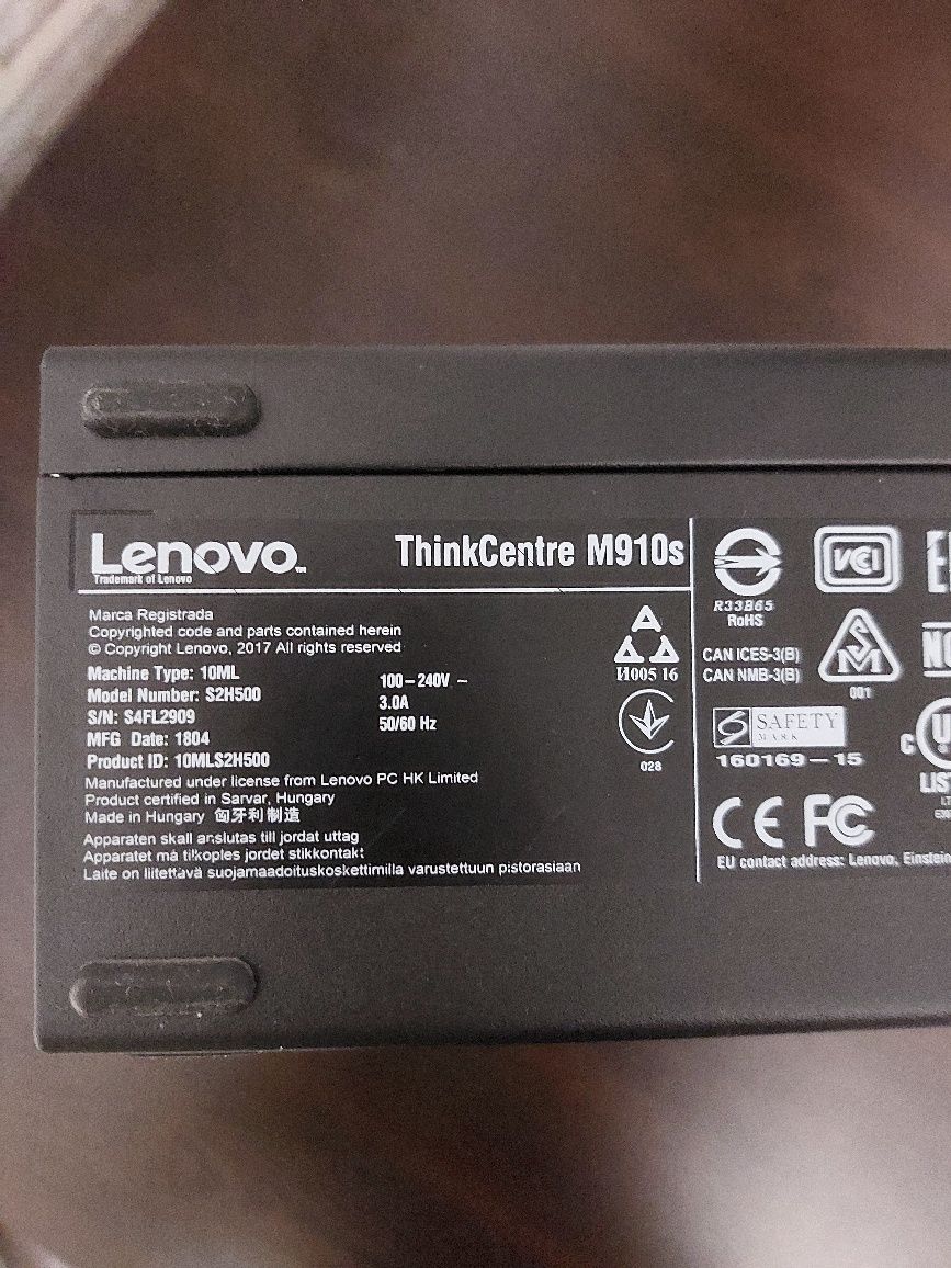 Desktop компютър Lenovo ThinkCentre M910s