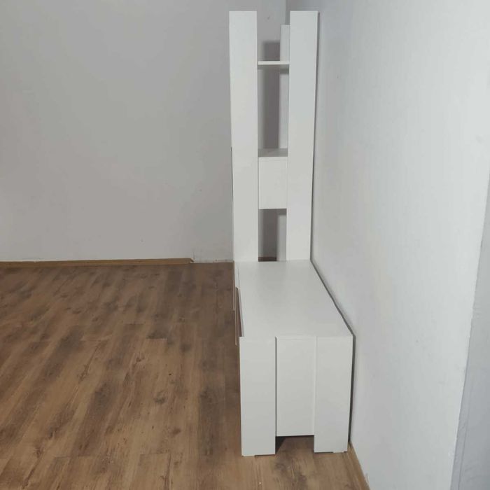 Set comoda cu etajera
