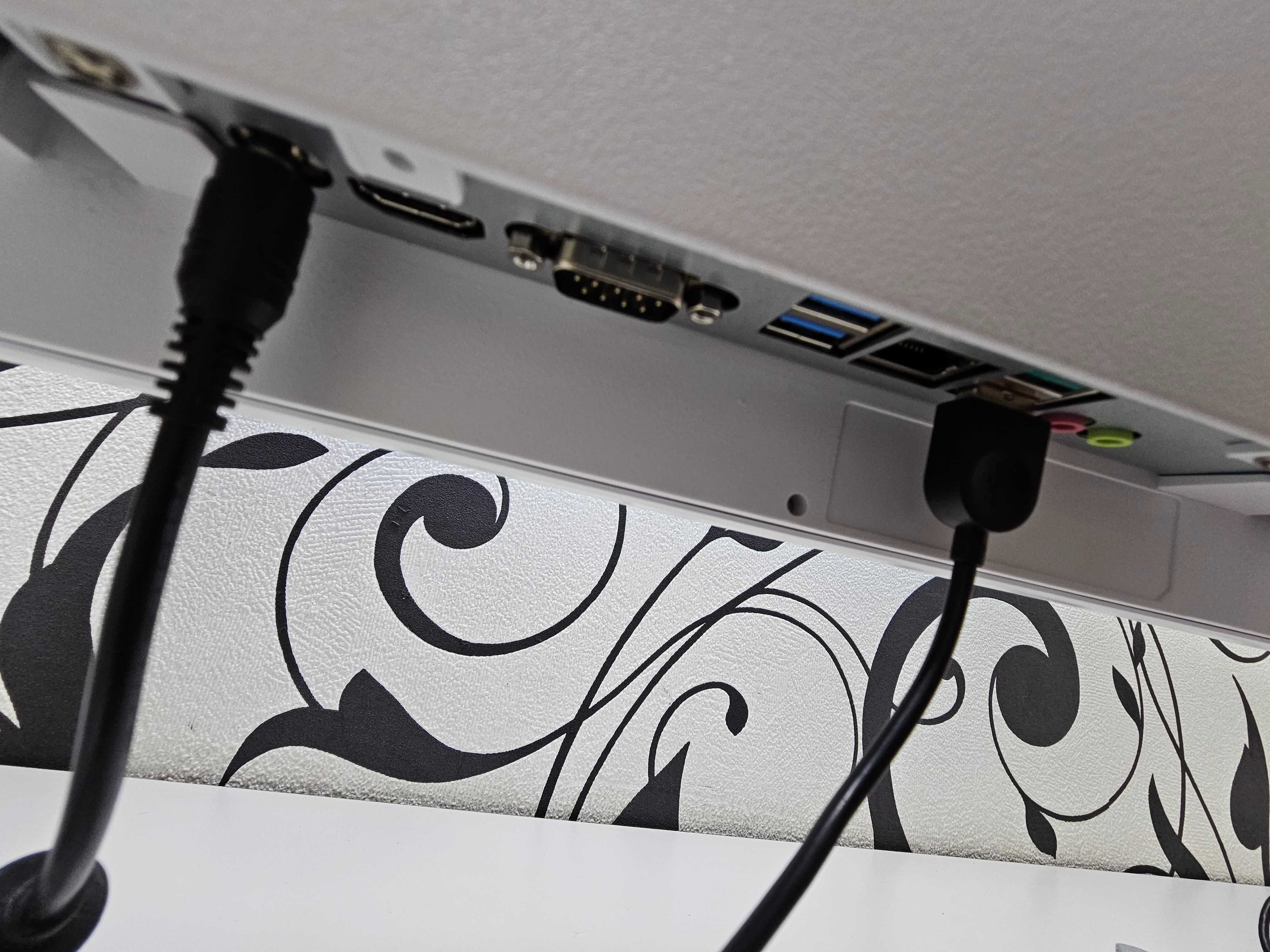 ПРОДАМ AllinOne PC Моноблок Core™ i3-12100/8GB/256GBSSD/24"iPSFullHD.