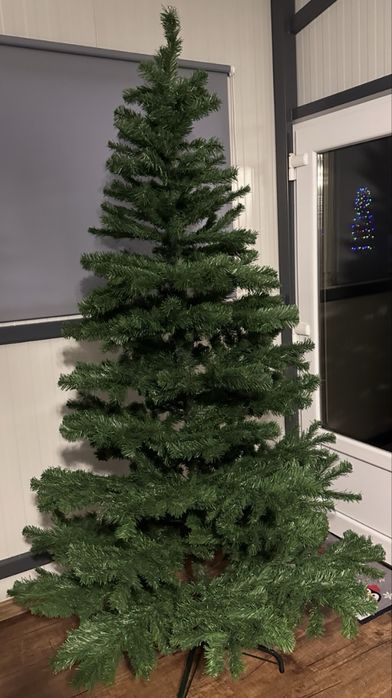 Brad artificial 210 cm