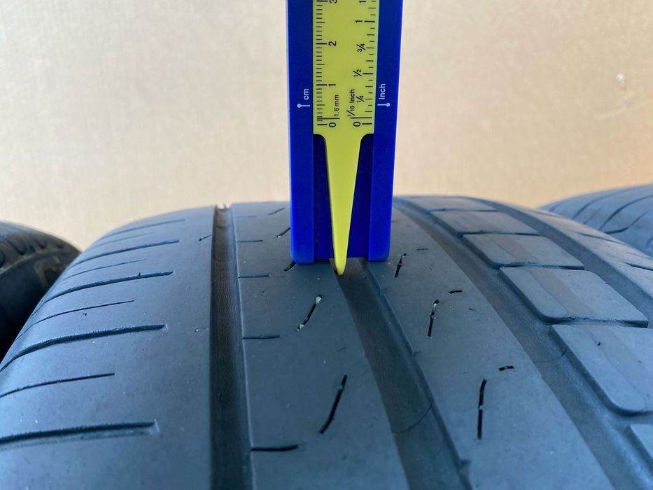 225/45/18 si 255/40/18 Pirelli 4 Anvelope