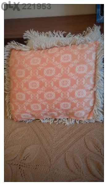 Плетена вълнена покривка за спалня в комплект с 2 възглавници