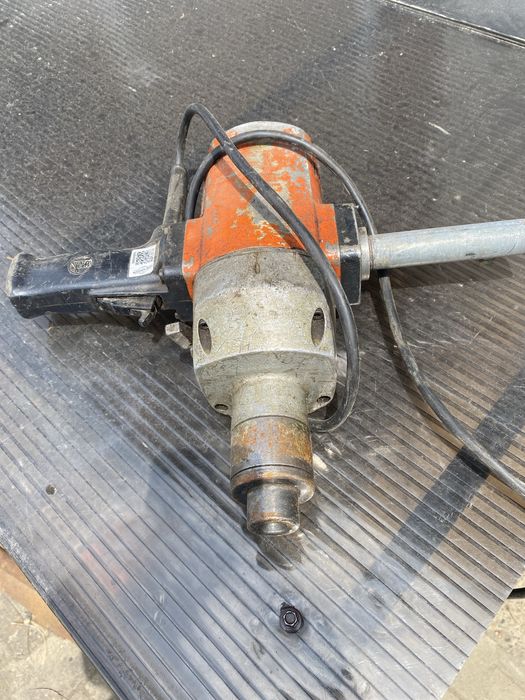 Masini de gaurit cu talpa magnetica Atra ace  AS-50 ,  si BUX Fein