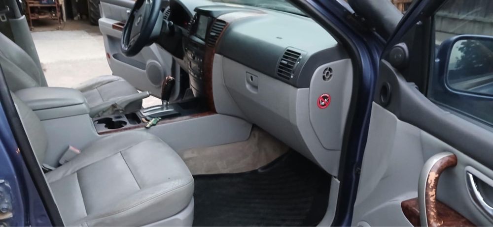Kia Sorento 2.5 cu cutie automat