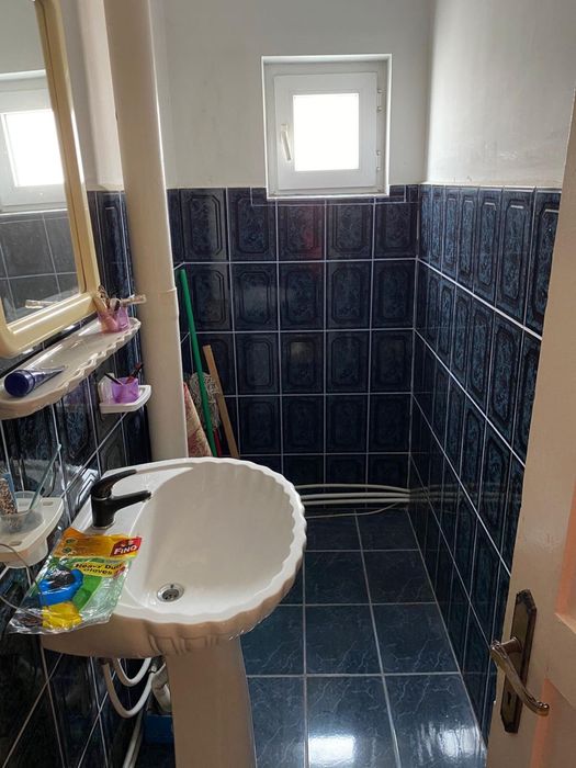 Inchiriez apartament 3 camere