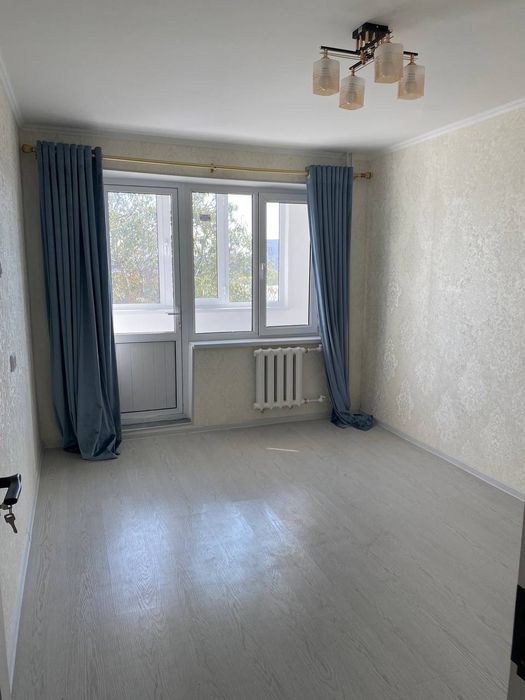 Сдаётся 2х ком квартира на 4 этаже 
Есть кругом паласы

Ор:Динамо,база