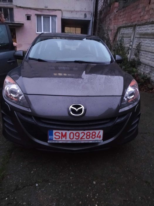 Vând sau schimb Mazda 3 an 2010