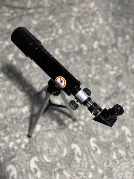 Telescop refractor National Geographic cu f=360 mm și d=50 mm