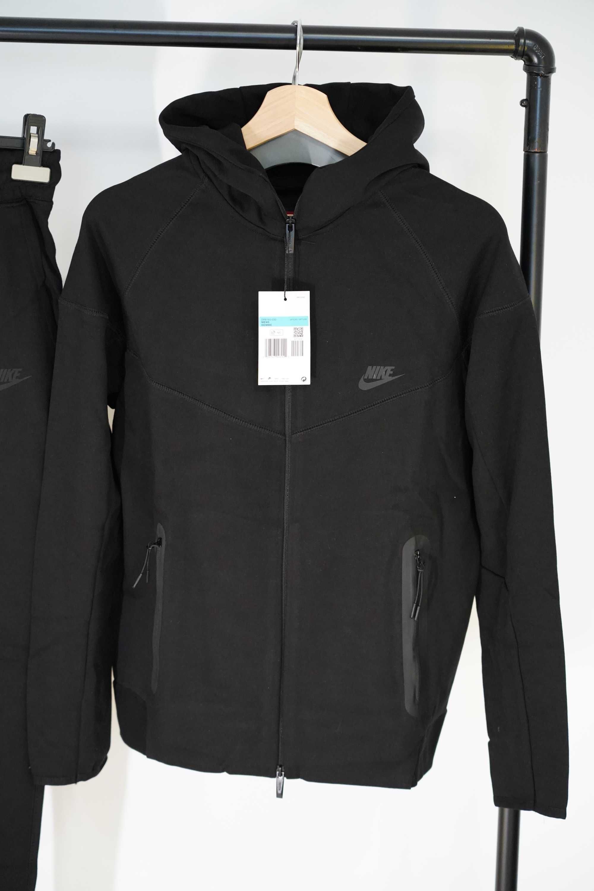 Trening Nike Tech Fleece, Modelul NOU 2024 - Calitate Premium SIGILAT