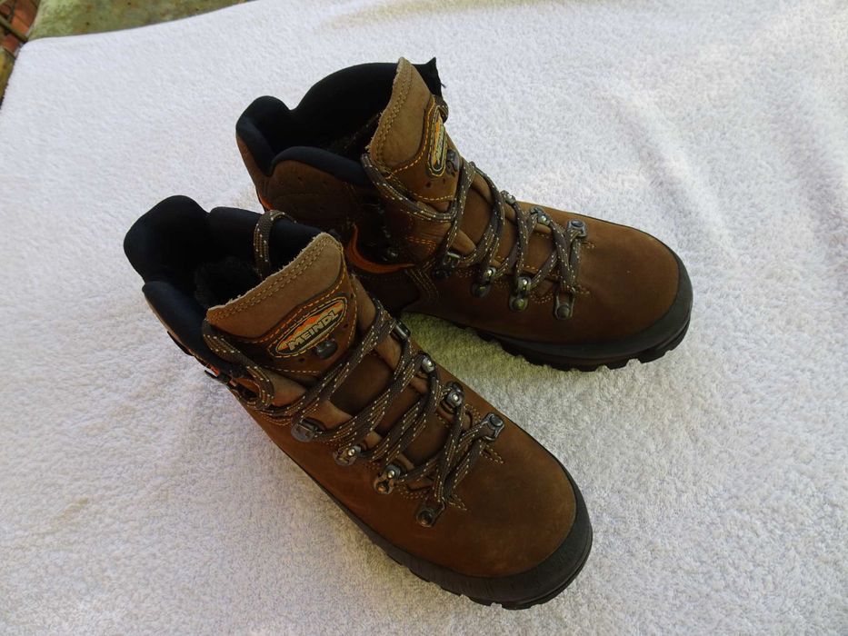 Продавам туристически обувки MEINDL  FLEX MFSystem GTX