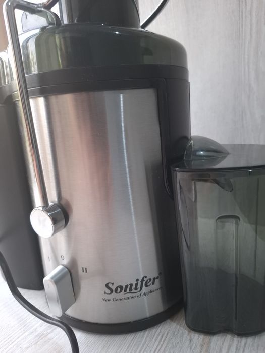 Соковыжималка Sonifer SF-5503, бу