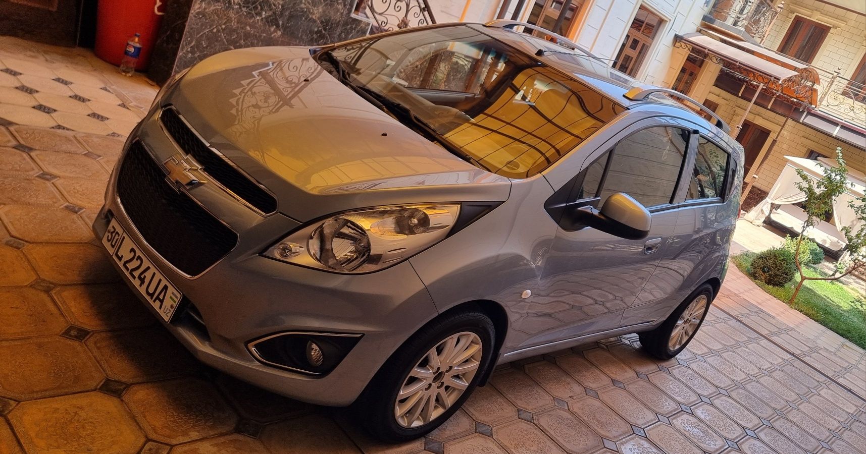 Spark 4-pozitsa Avtomat 2020-yil kraskasi tozza 40ming yurgan