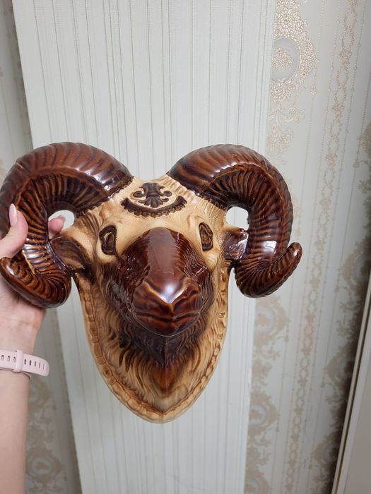 Сувенир голова архара