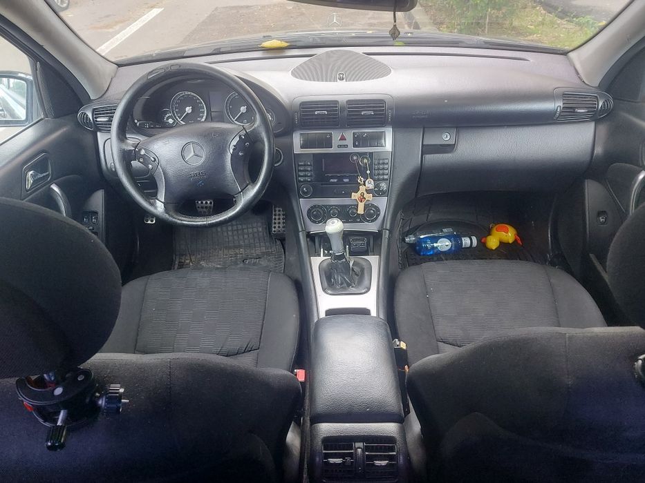 De vanzare autoturism