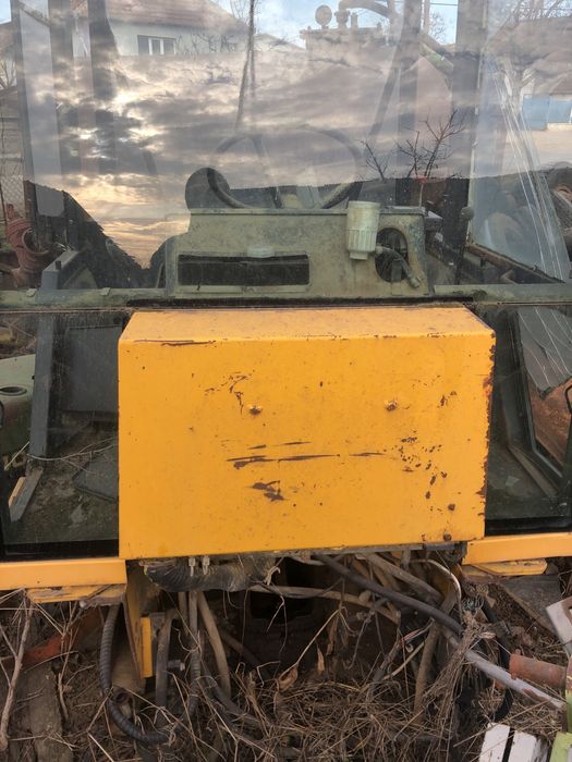 Piesa pentru buldoexcavator Masey ferguson