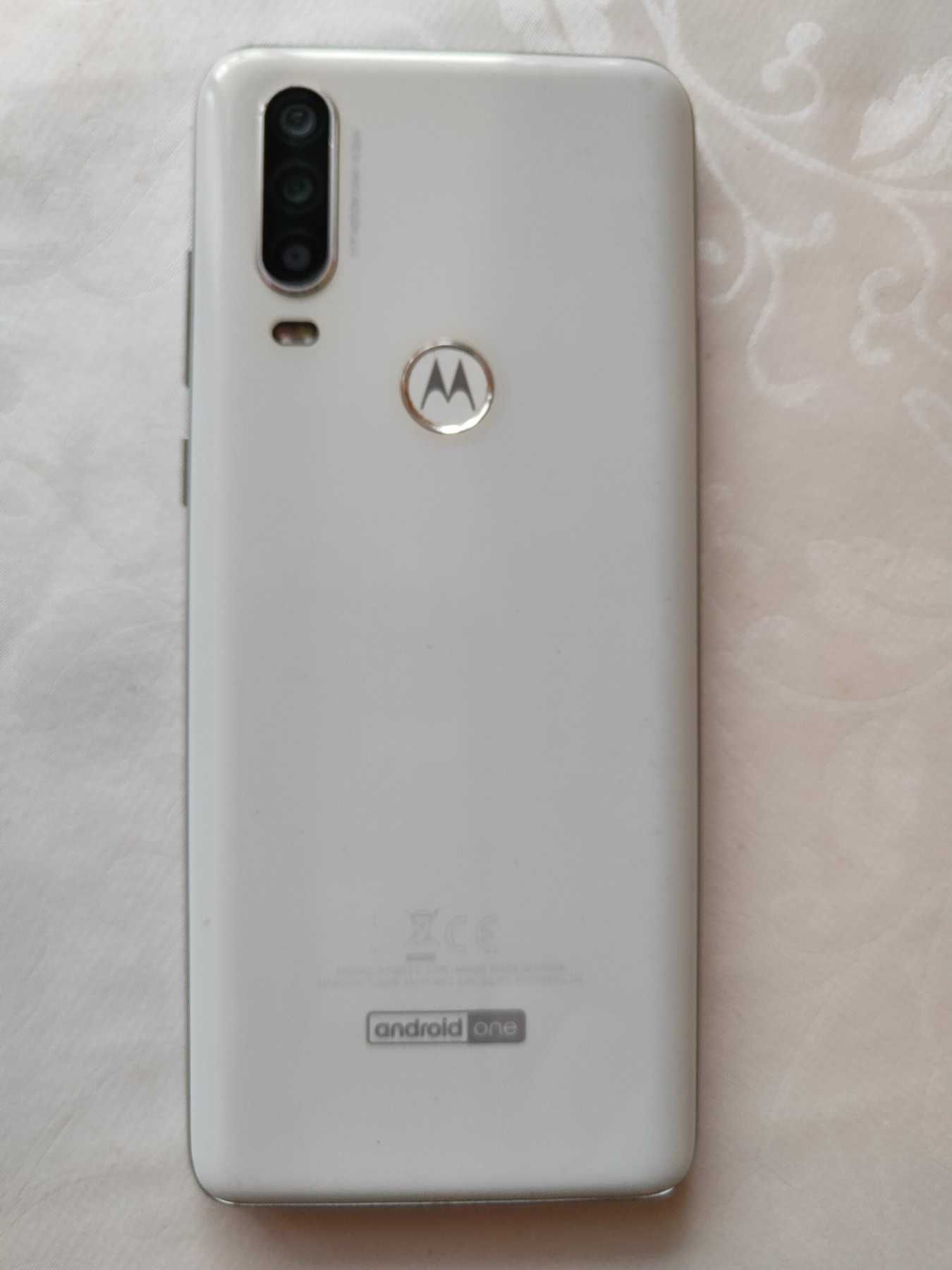 Motorola One Action - Перфектен