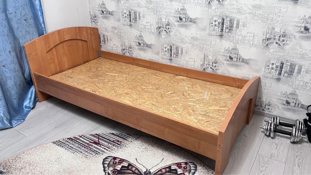 Продам Кровать одноместный