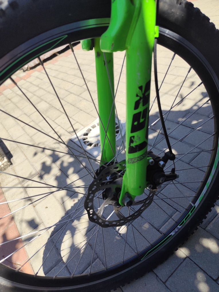 Se vinde bicicleta Rex