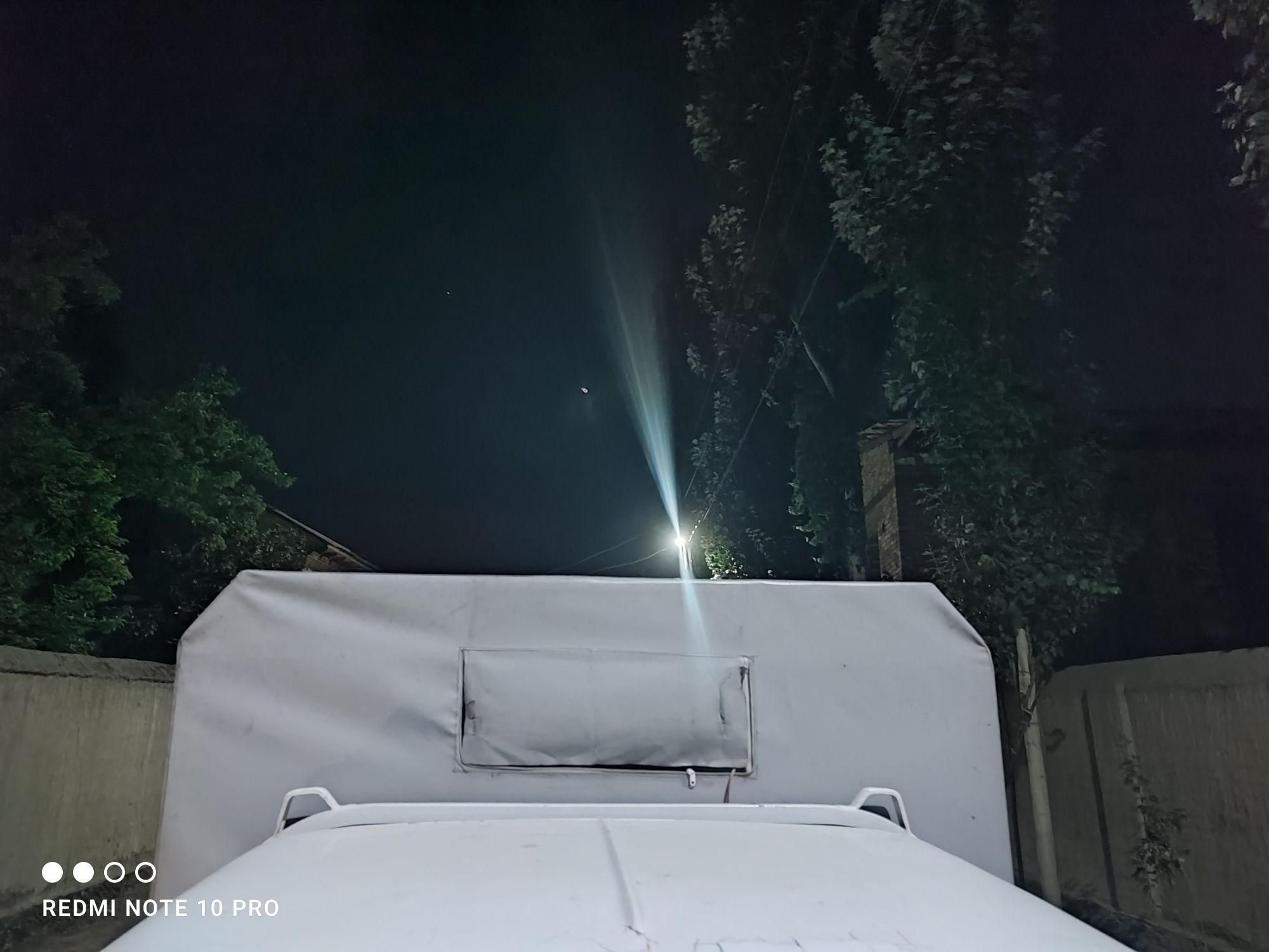 Labo uchun Tent sotiladi