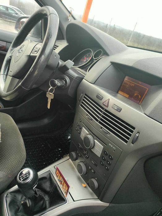 Opel Astra H - Motor 1.4 Benzină - DISTRIBUȚIE PE LANȚ