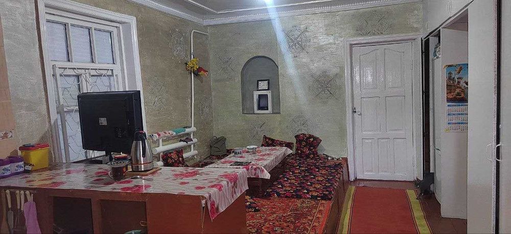 Келес спутник уй сотилади.