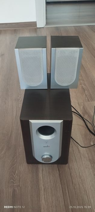 Тонколони за компютър и субуфер