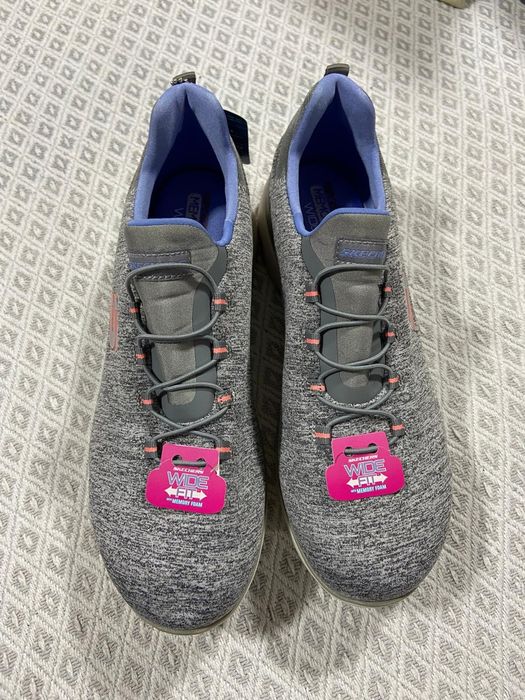 Skechers Summits - Quick Getaway
Skechers
Summits