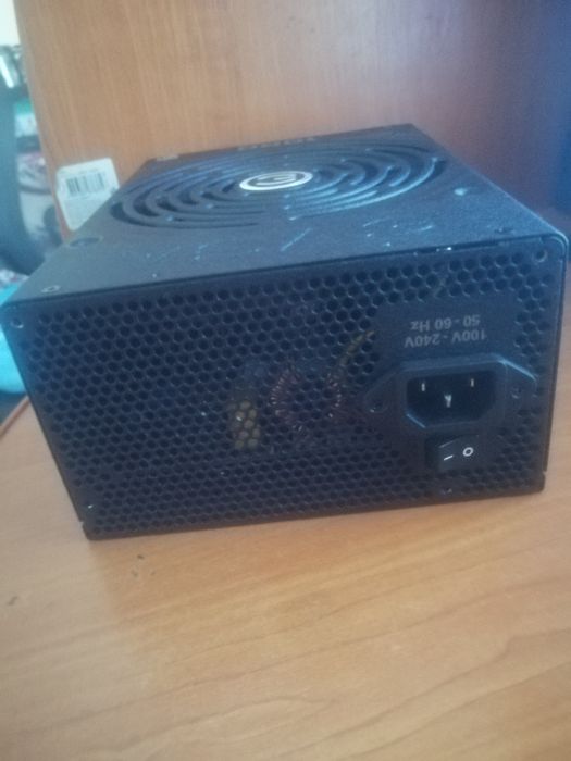 Sursa evga supernova g2 1000w certificat gold + cu cablurile necesare