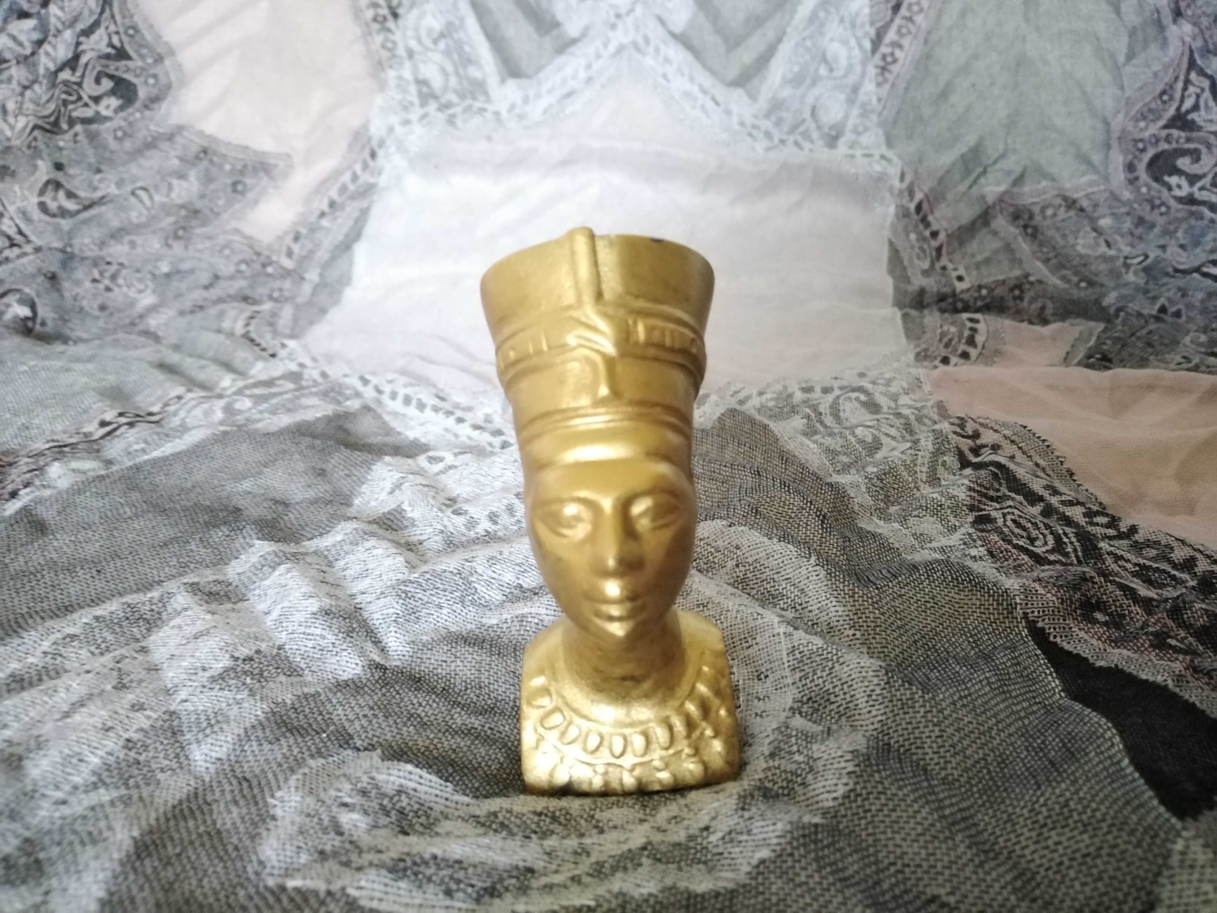 Египетски и будистки сувенири