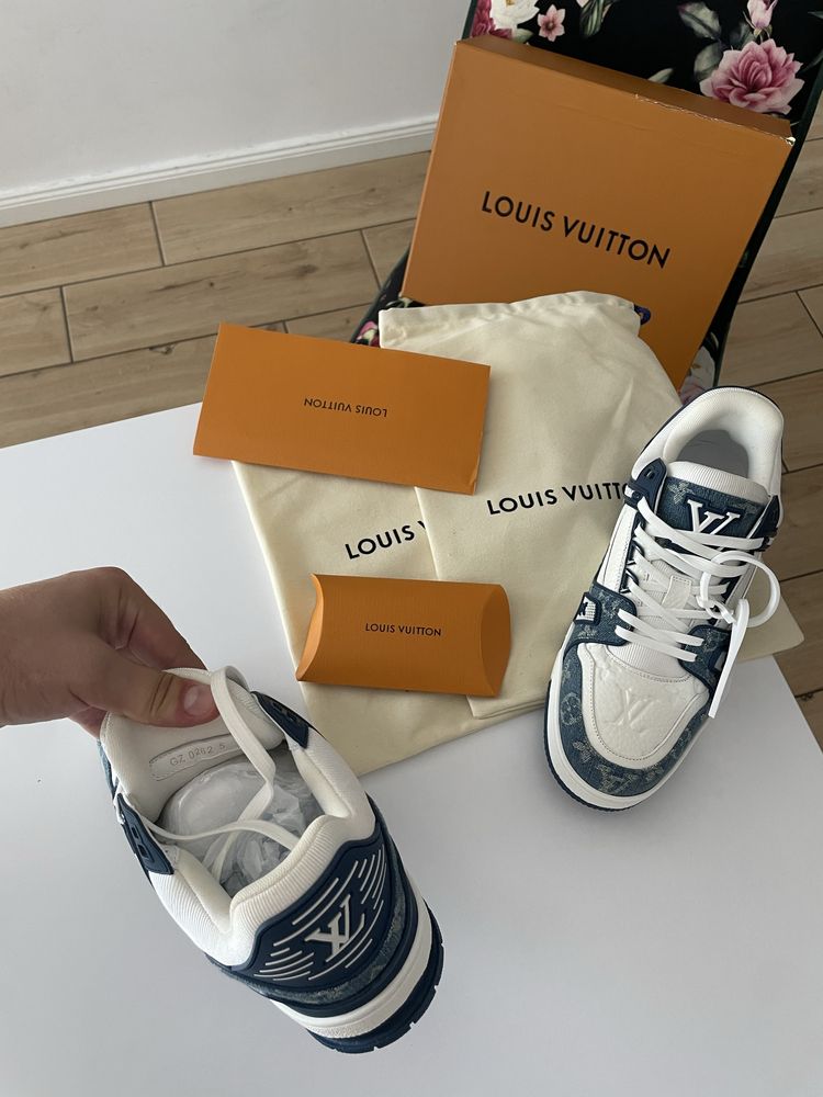Adidasi LV Trainer Blue