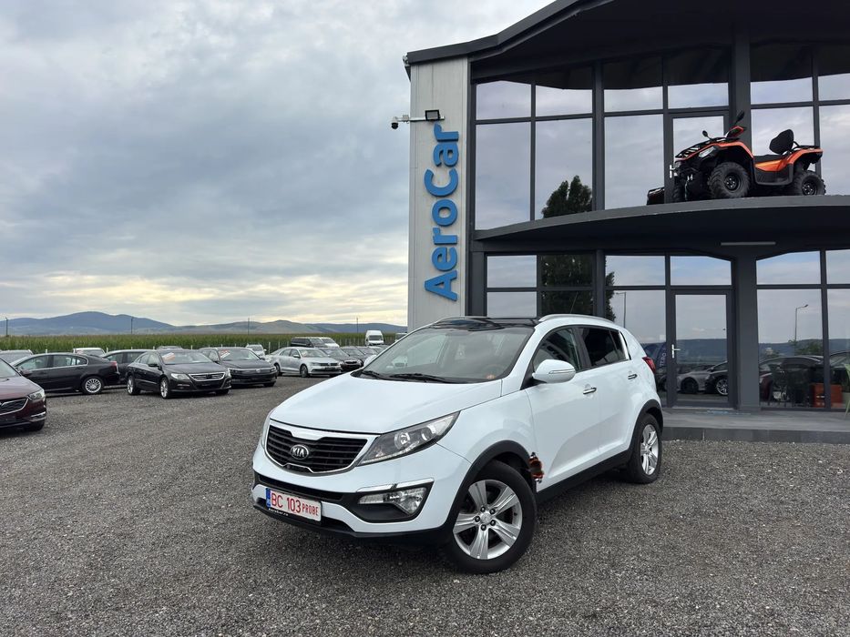 Kia Sportage Kia Sportage // 2.0 CRDi // Dublu clima