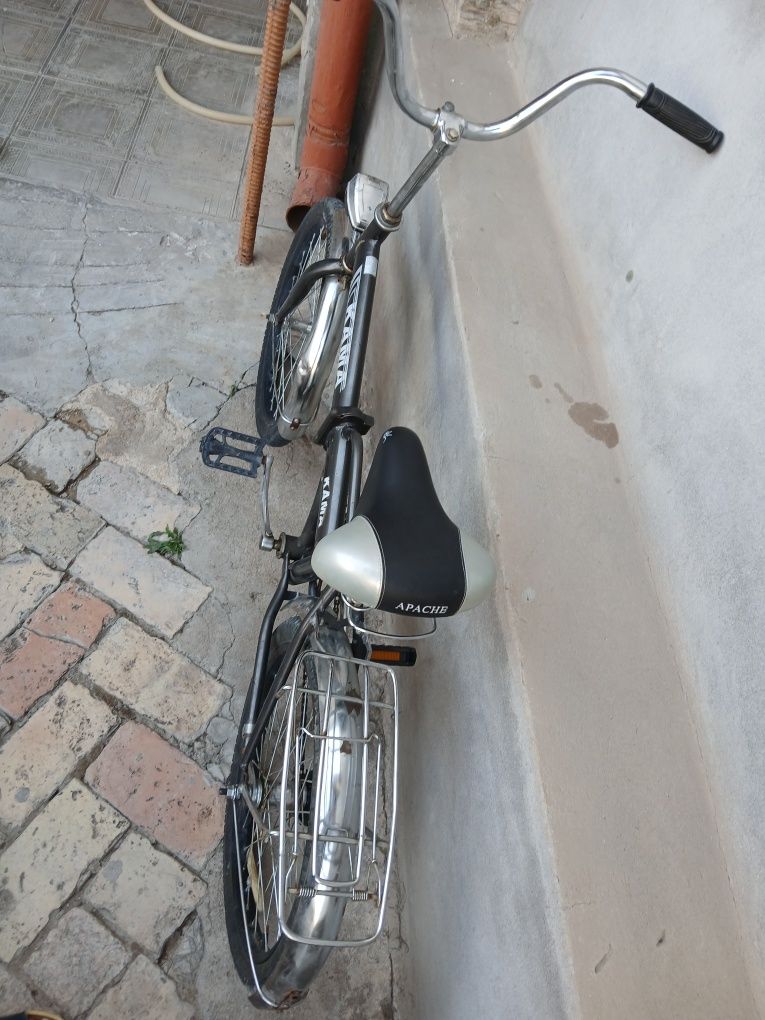 Kama velosped sotiladi..